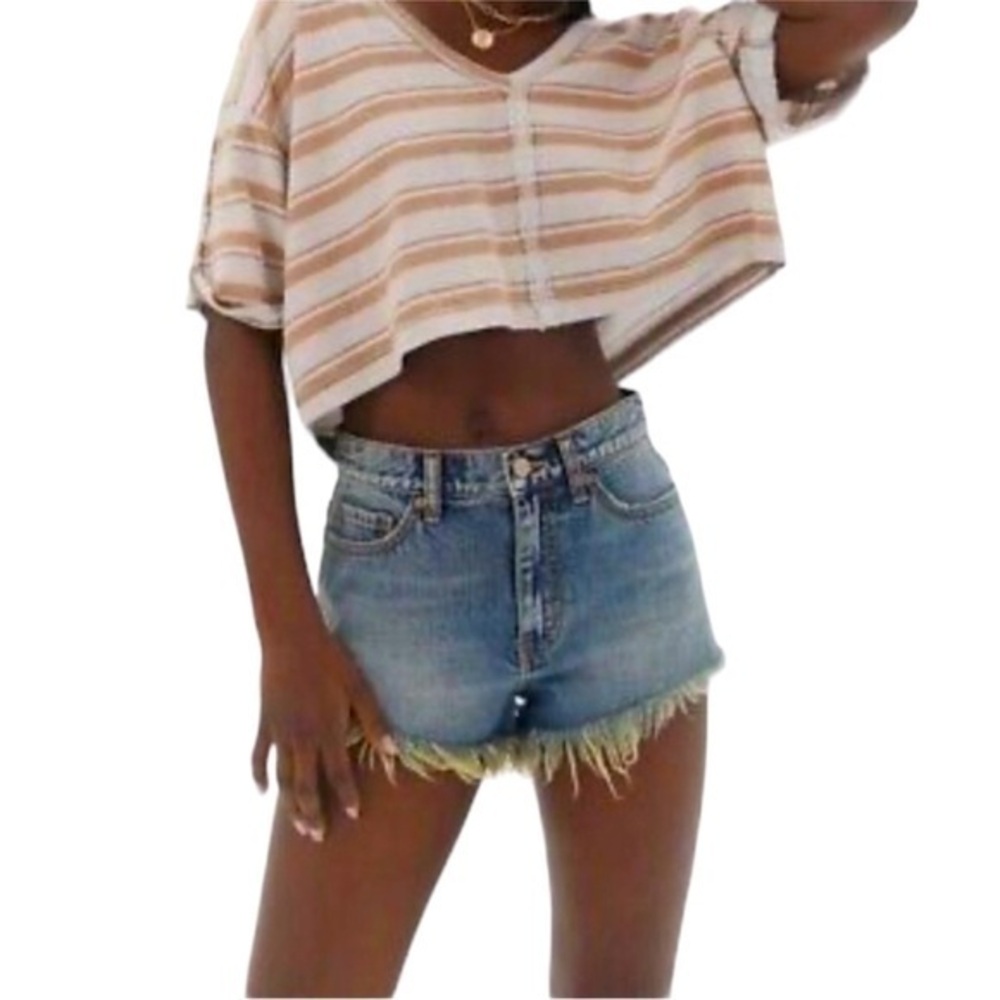 BDG High Rise Cheeky Distressed Denim Shorts Size 26